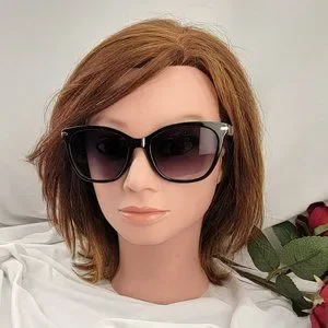 Vera Bradley Alyse Sunglasses NWT Vera Bradley | Accessories | Vera Bradley Alyse Sunglasses  main image 2